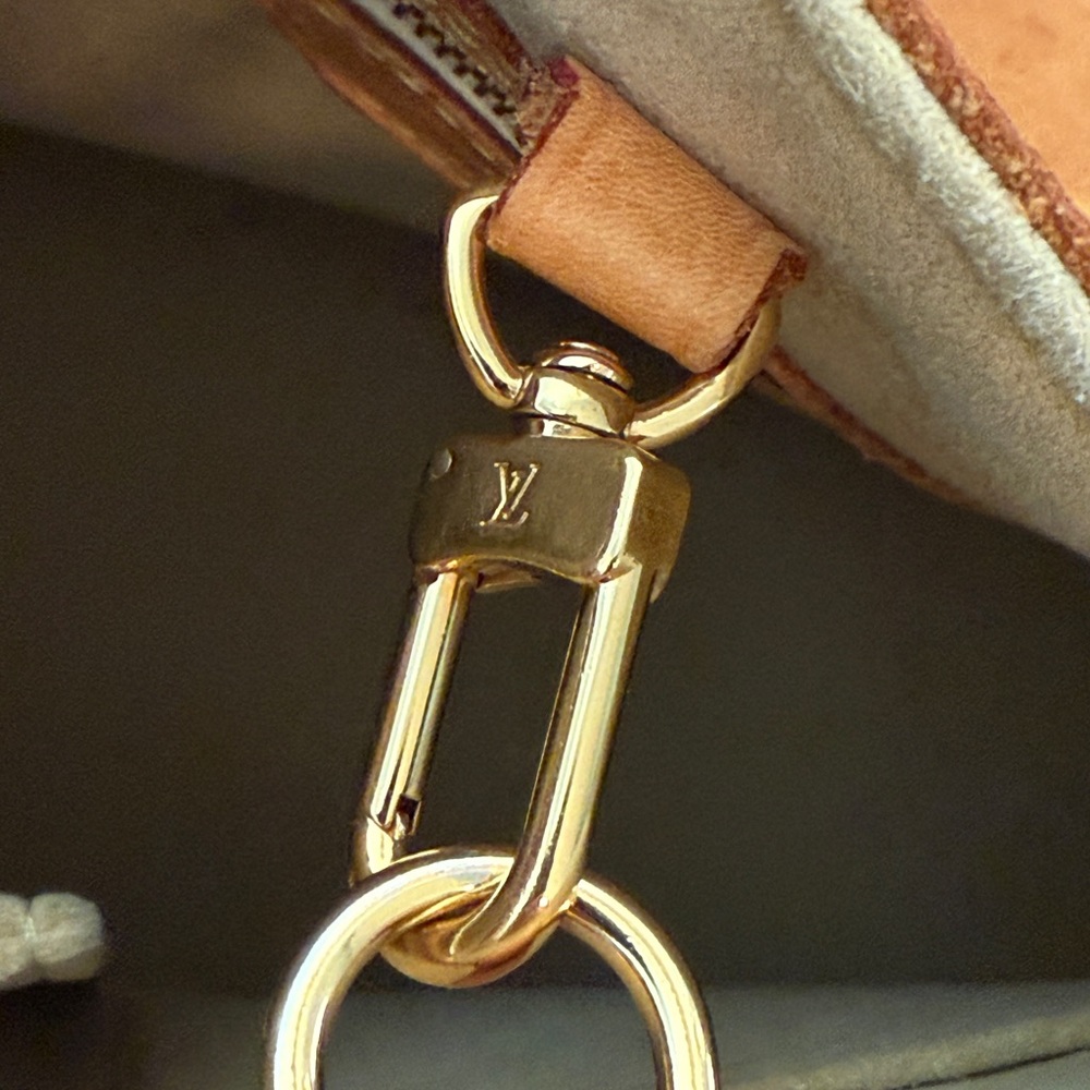 LOUIS VUITTON DAMIER AZUR HAMPSTEAD PM w/Dust Bag and Authentication, VGUC - Picture 9 of 17